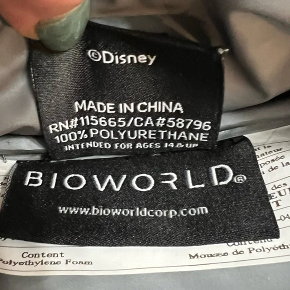 DISNEY‎ Nightmare Before Christmas Zero
Dog House Lunch Bioworld Grey. - Picture 11 of 13